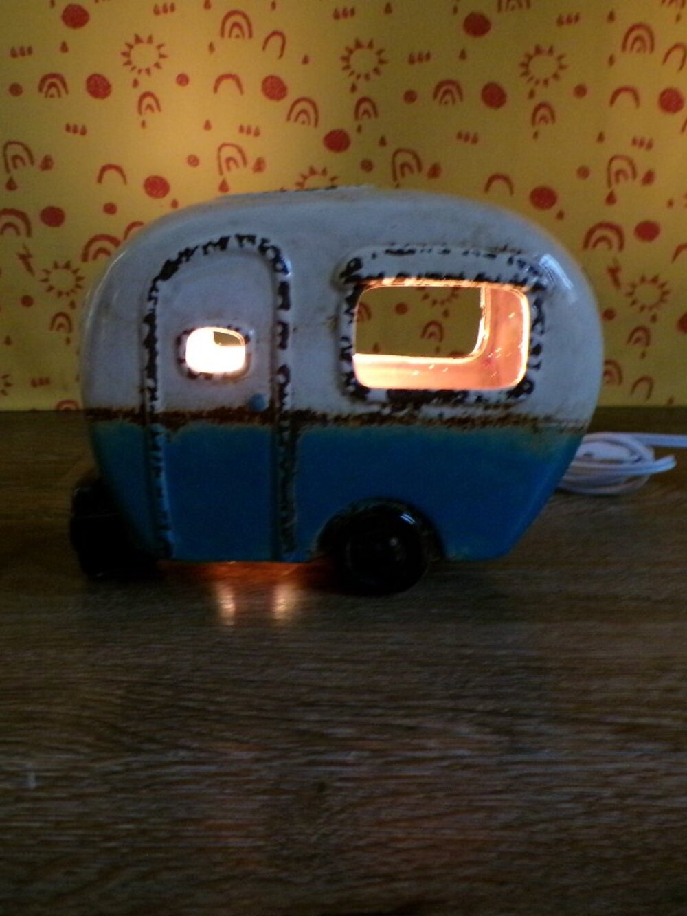 Retro Rustic Camper Trailer Ceramic Accent Light Lamp Teal White 7x5.25x2.75